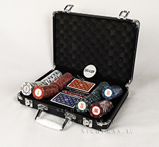 Casino Royal 200 - премиум набор для покера.