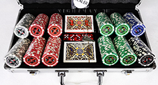 Ultimate 300 silver - профессиональный набор для покера